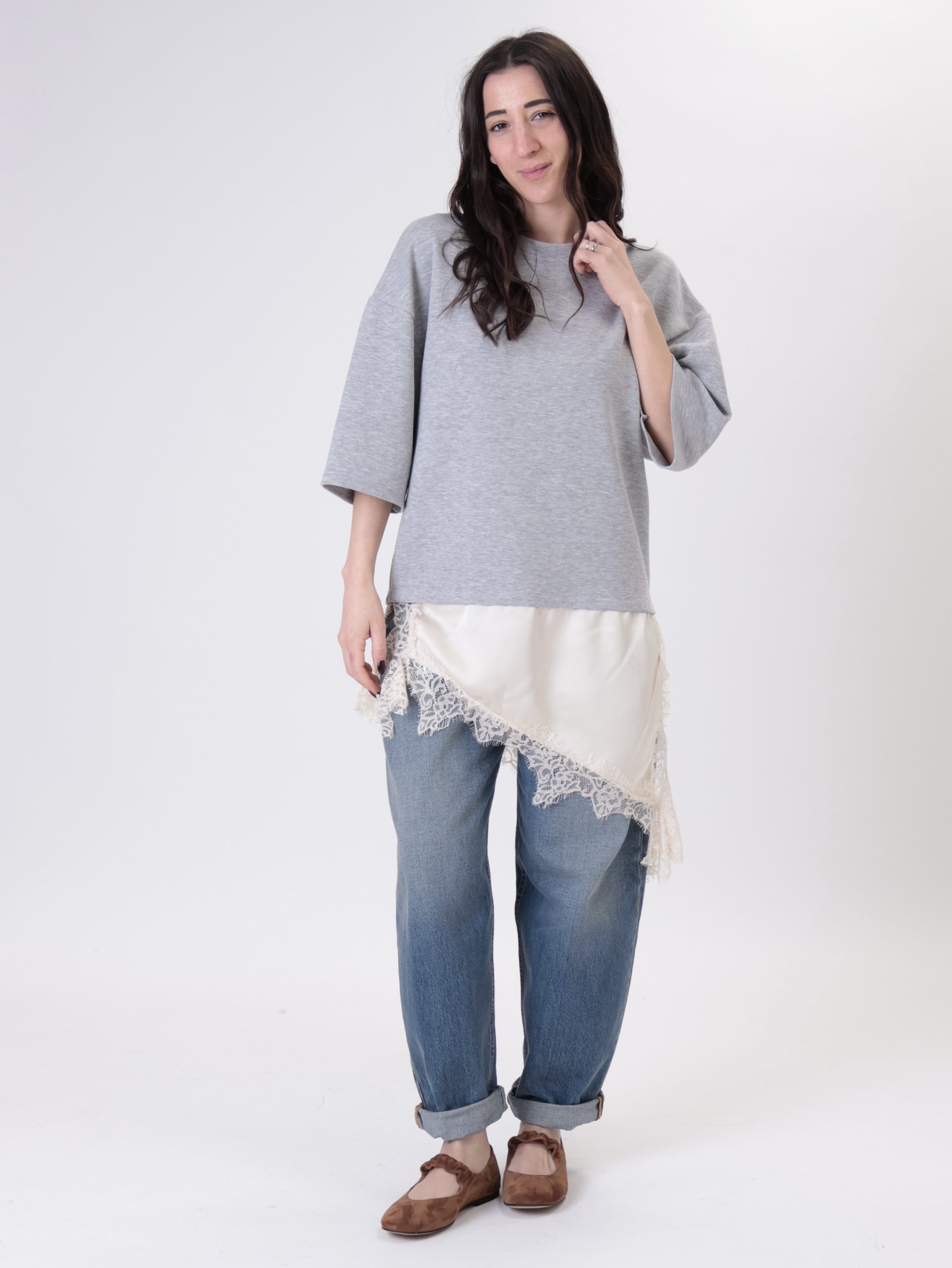 T-shirt con lingerie grigio