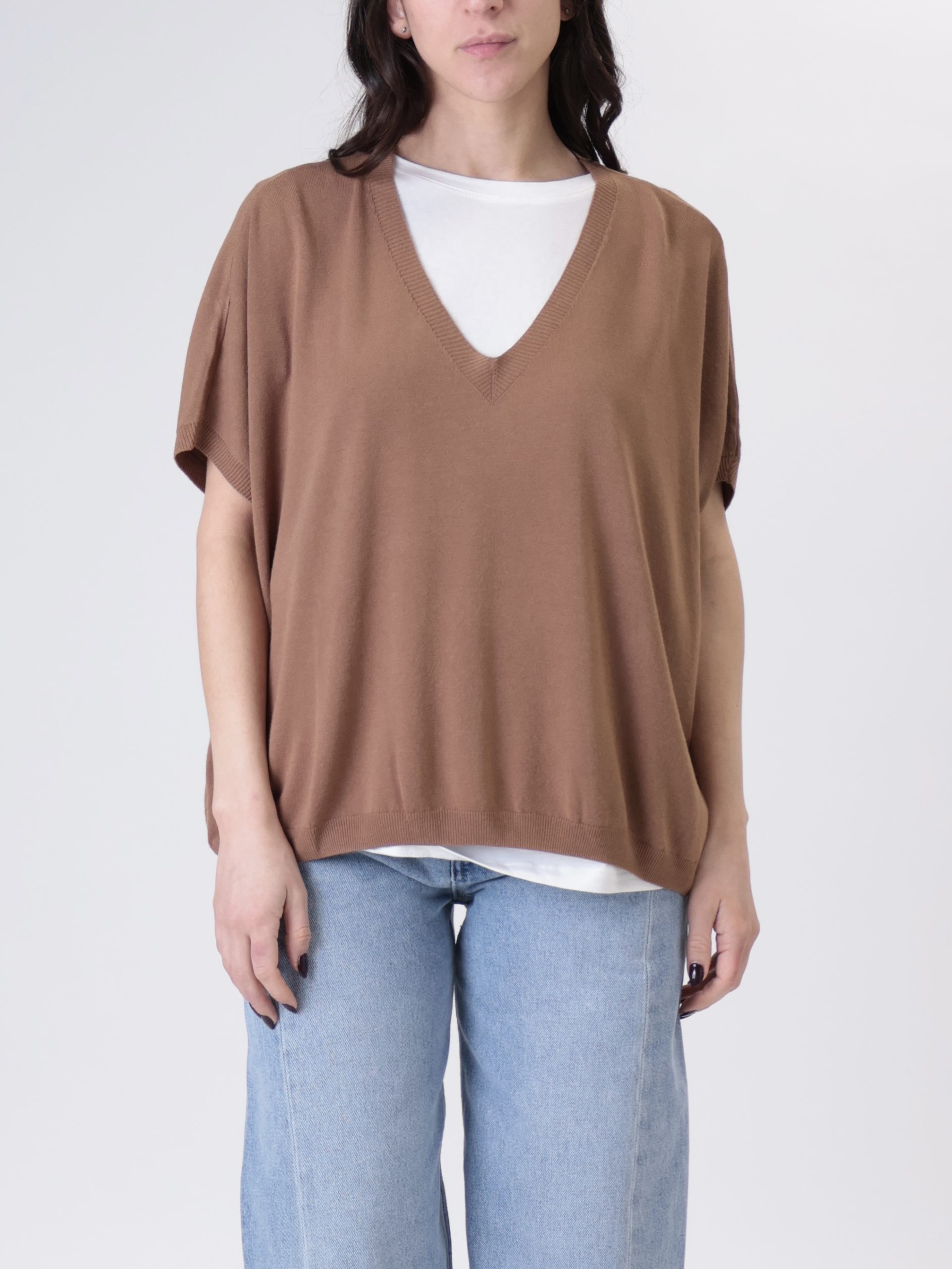 Gilet scollo V viscosa marrone