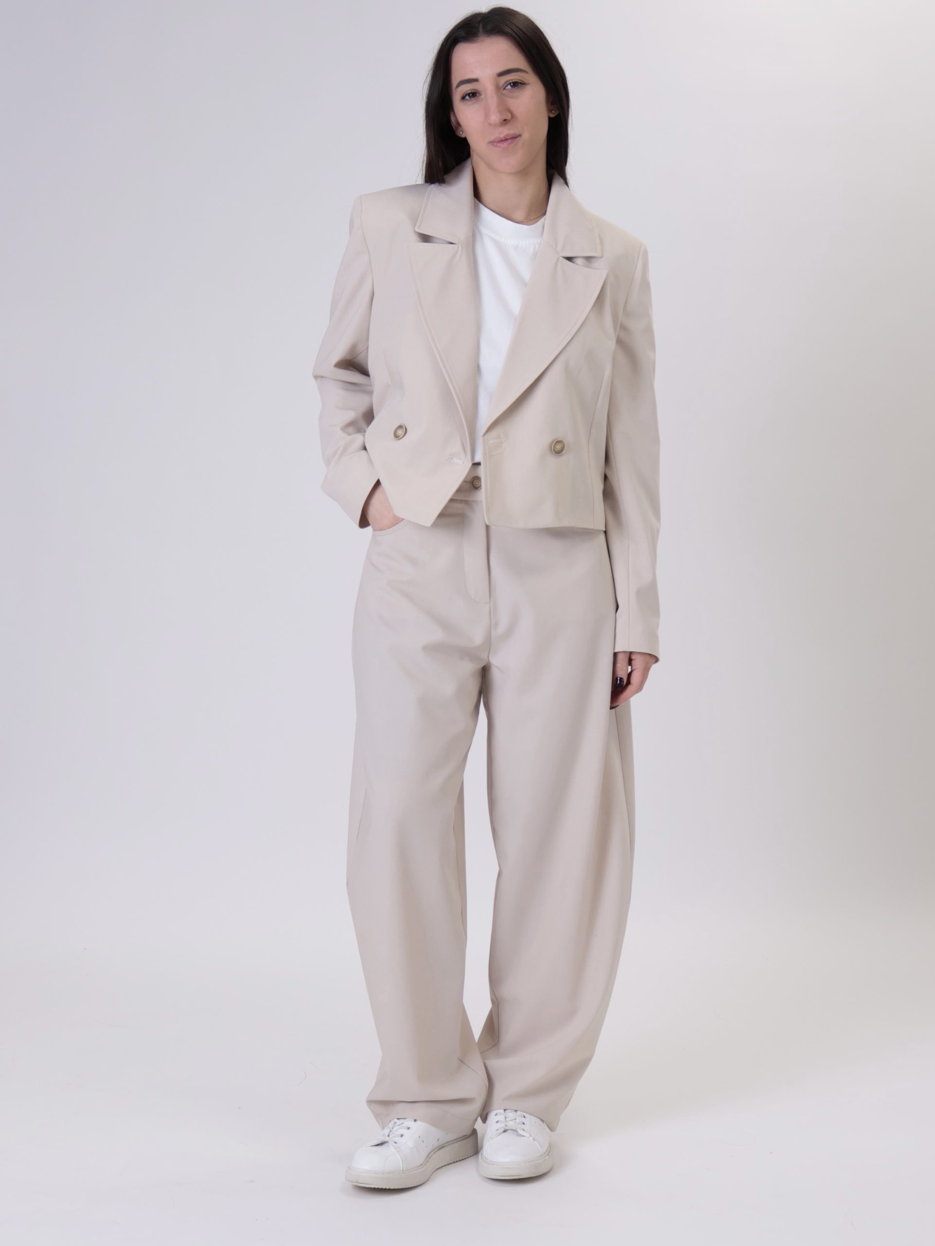 Giacca nova crop beige