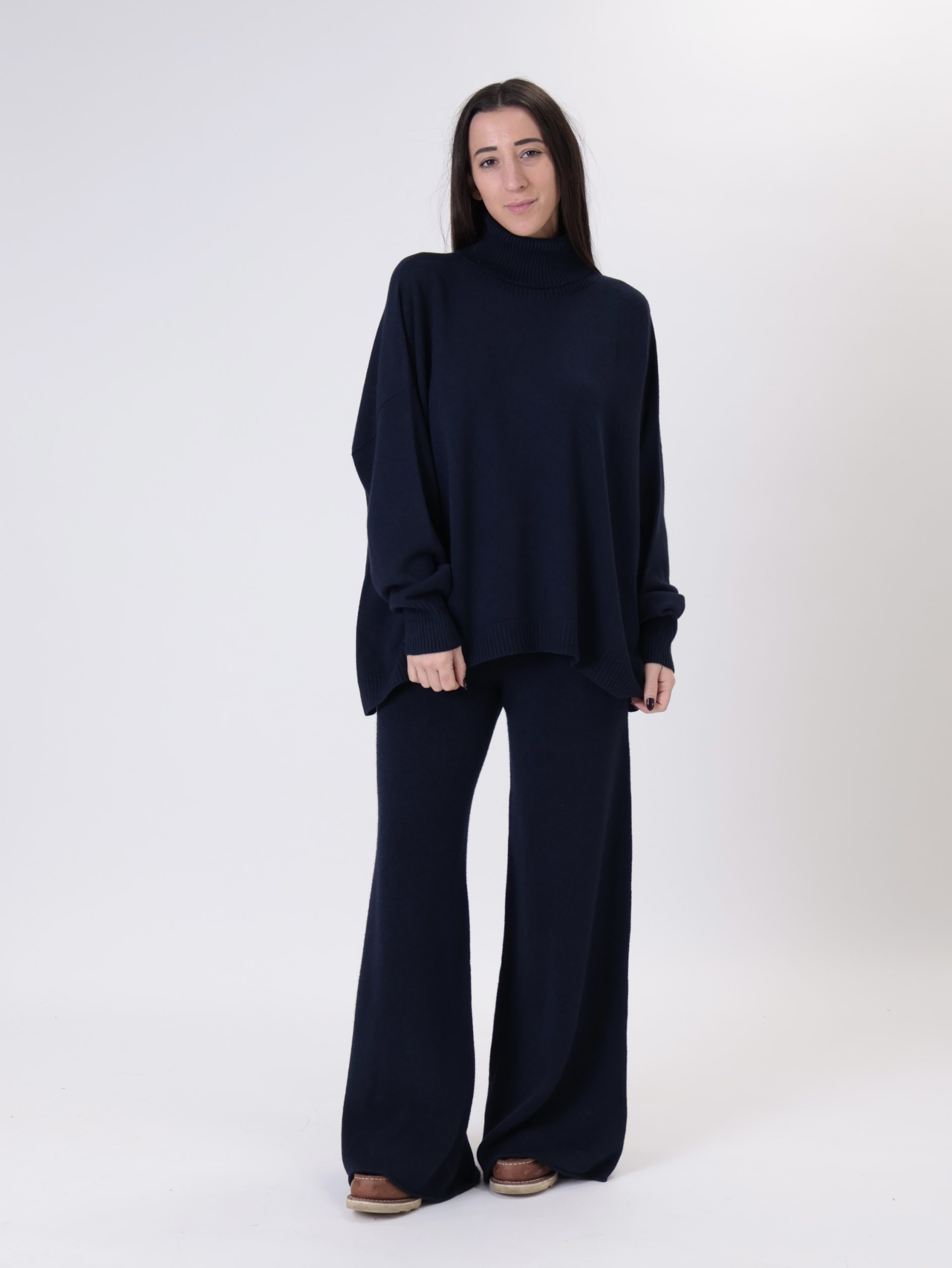 Completo dolcevita blu