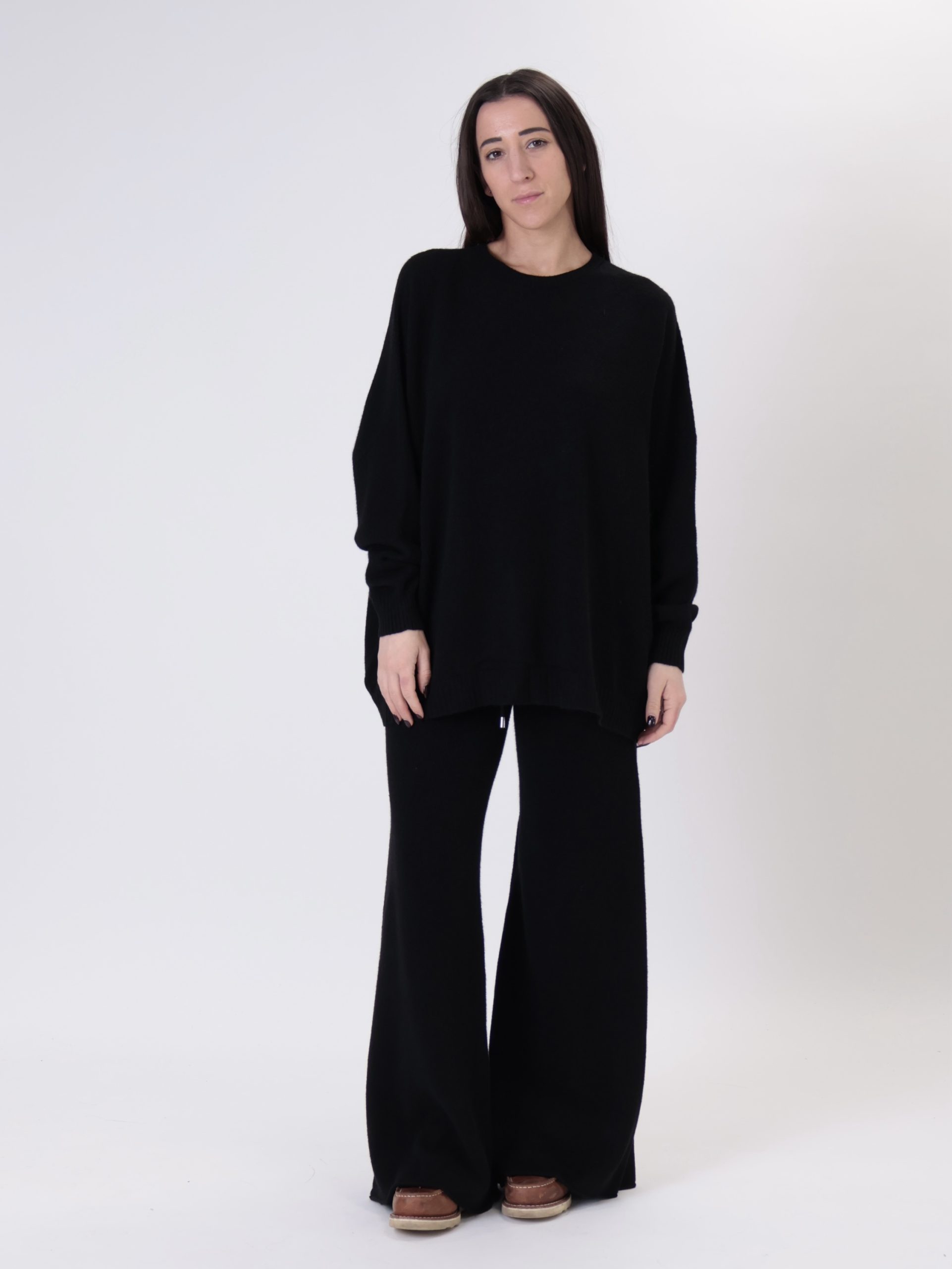 Completo girocollo nero