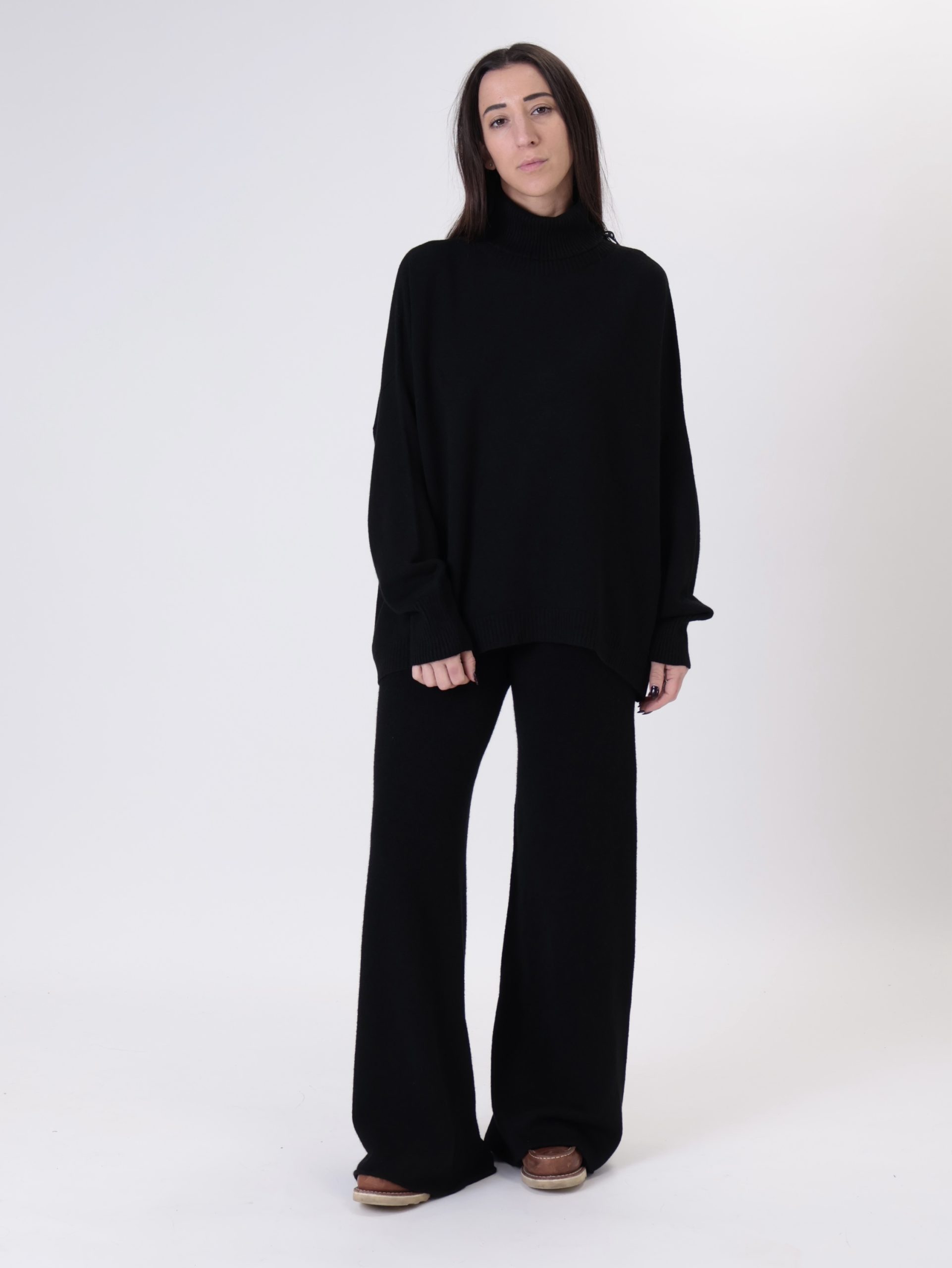 Completo dolcevita nero