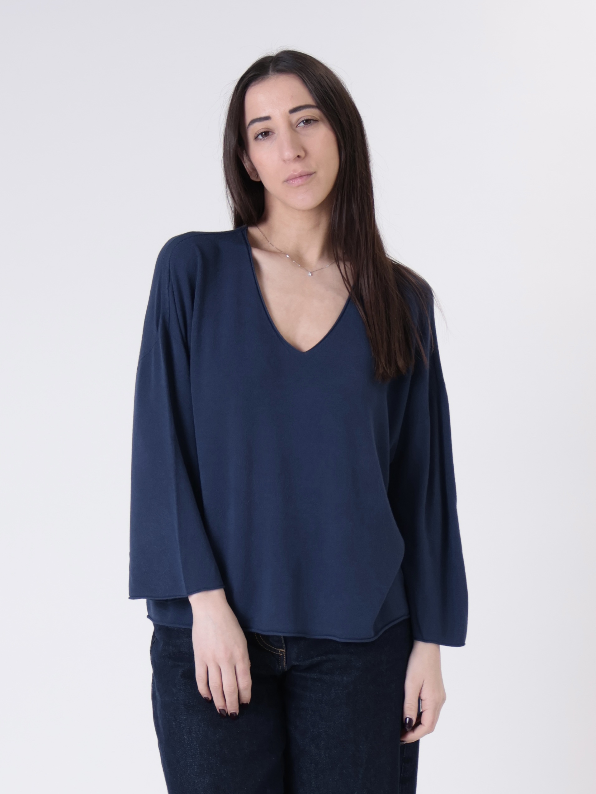Pullover viscosa scollo V blu