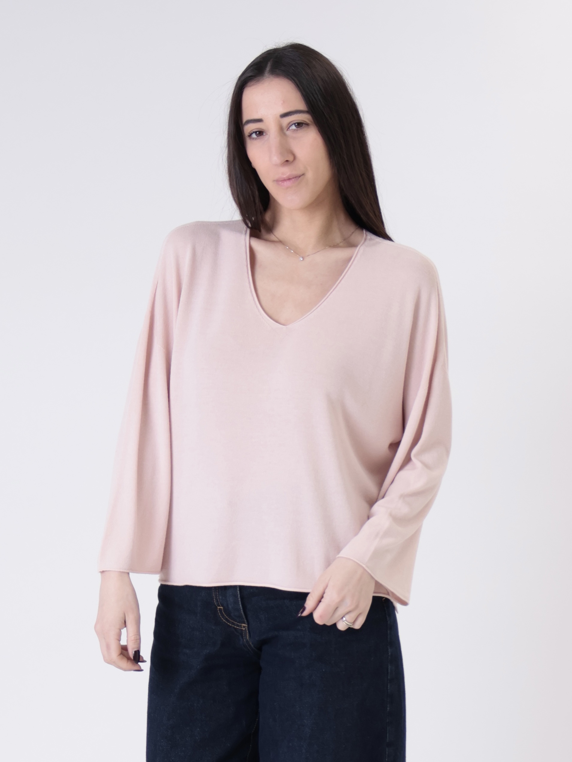 Pullover viscosa scollo V cipria