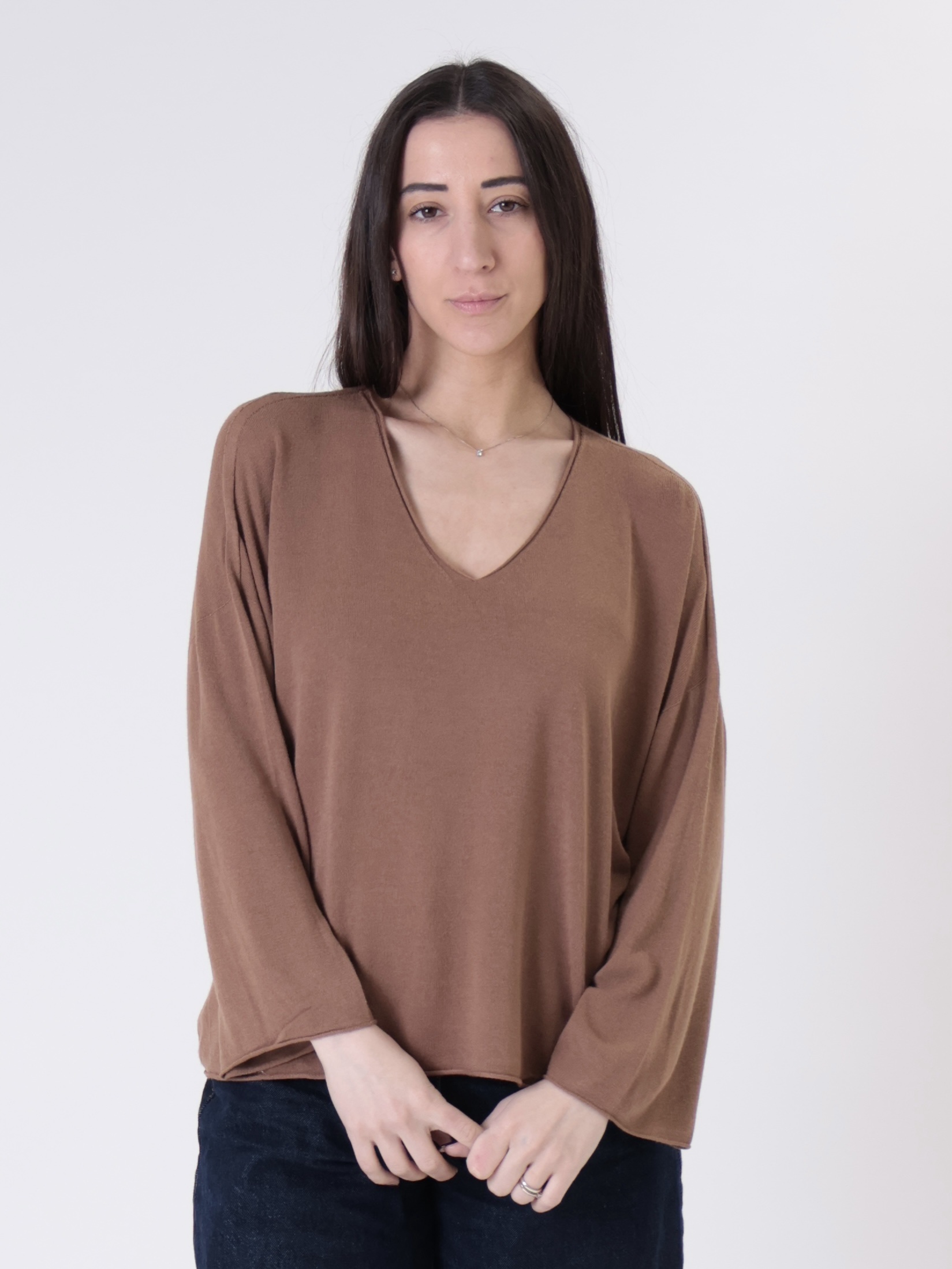 Pullover viscosa scollo V marrone
