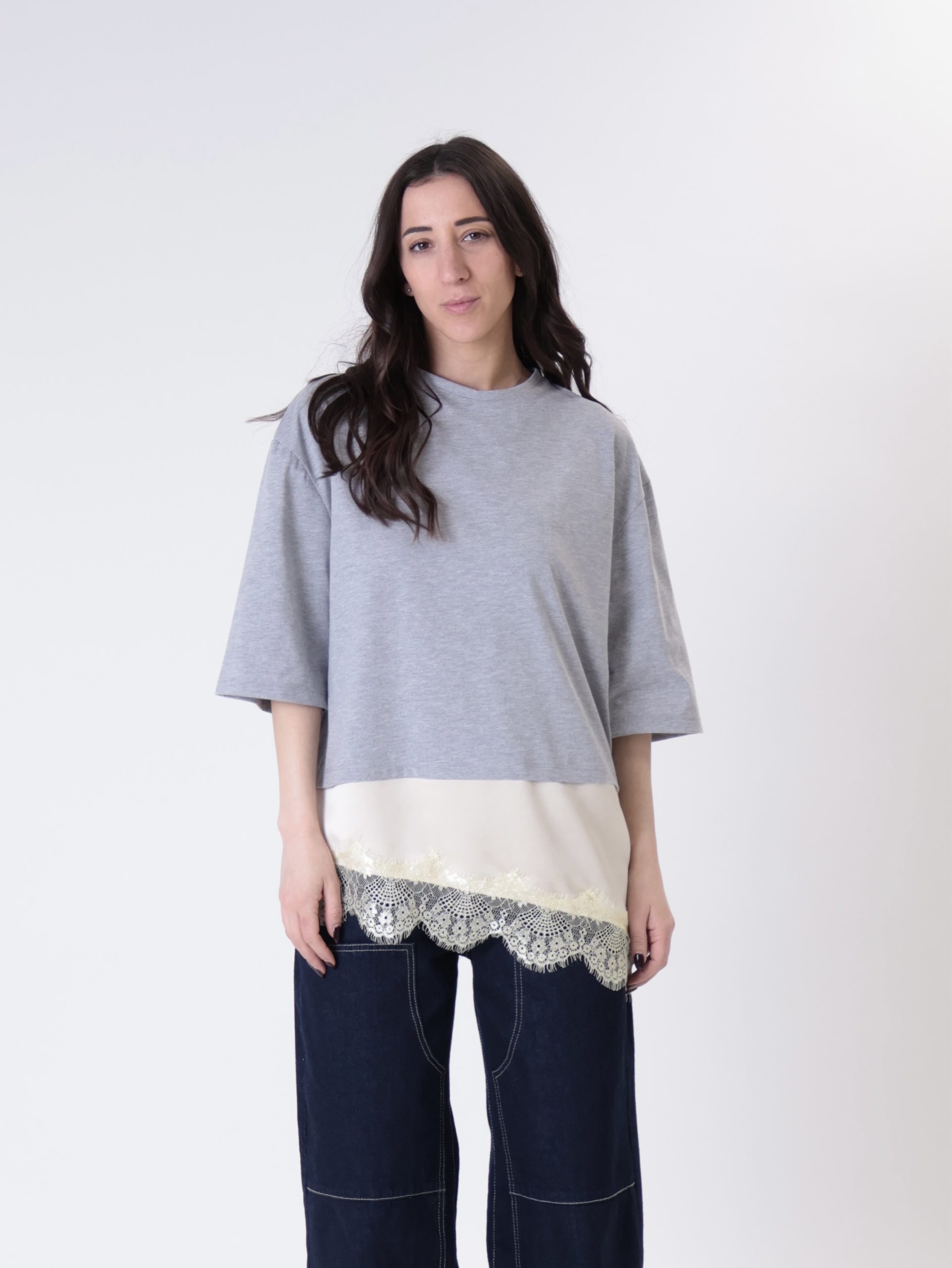 T-shirt pizzo grigio