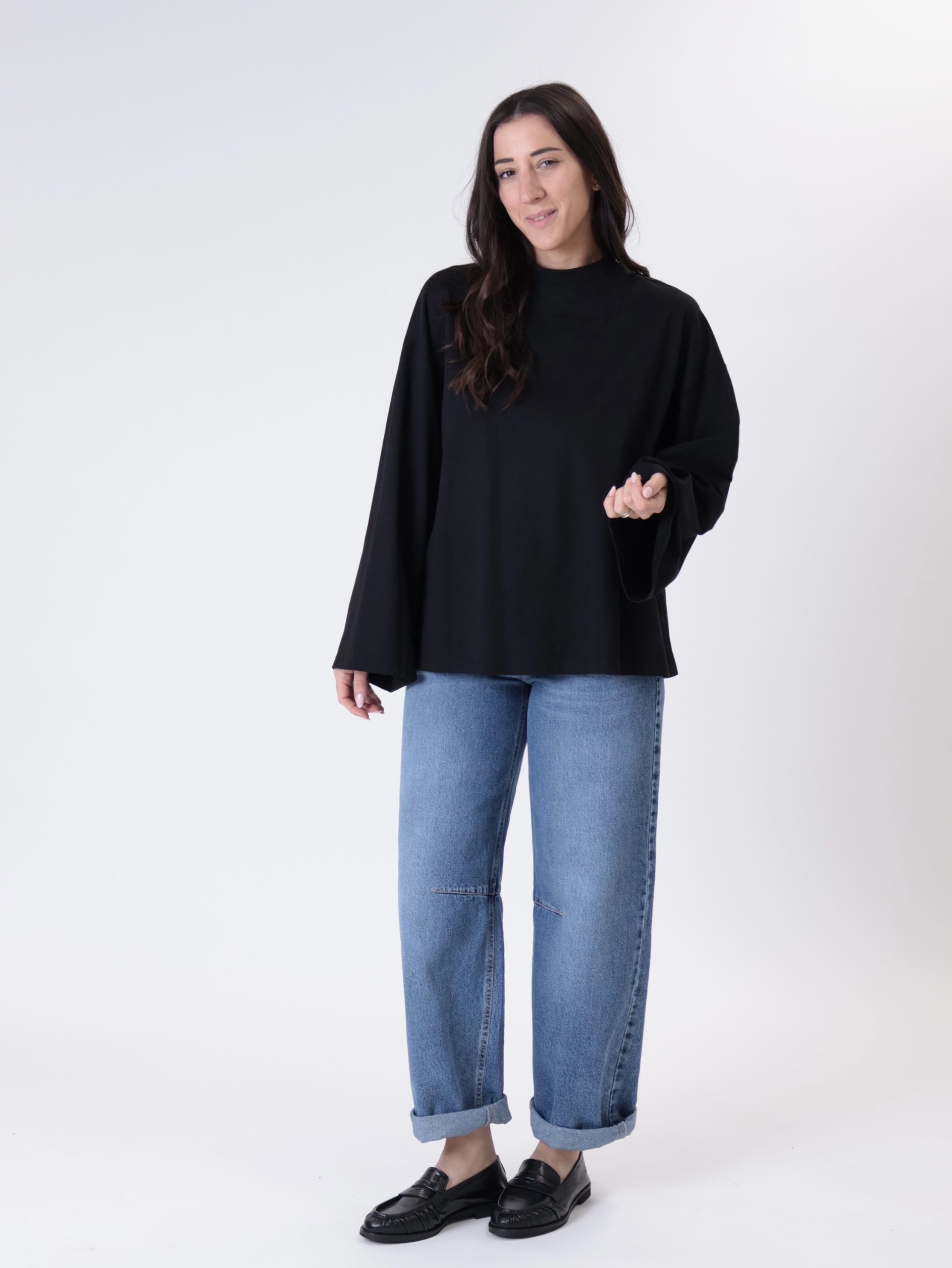 T-shirt m/lunga over nera