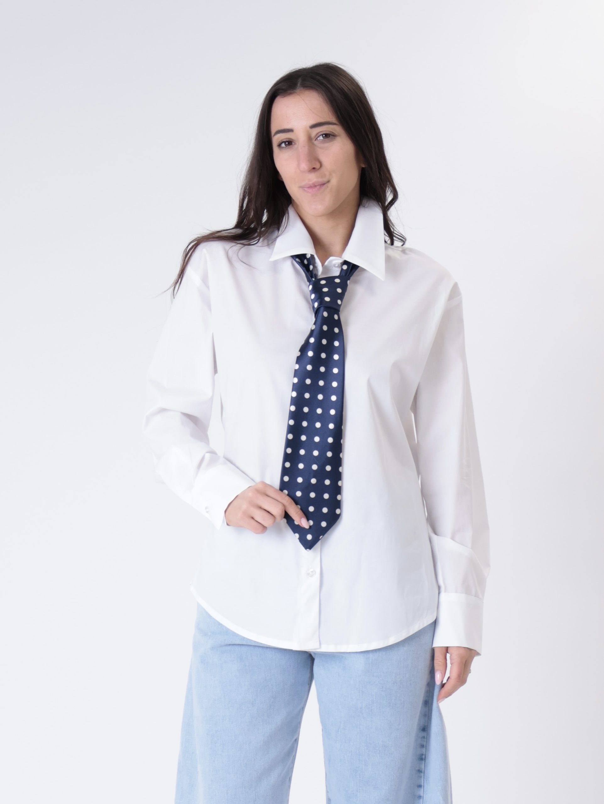 Camicia cravatta pois bianca