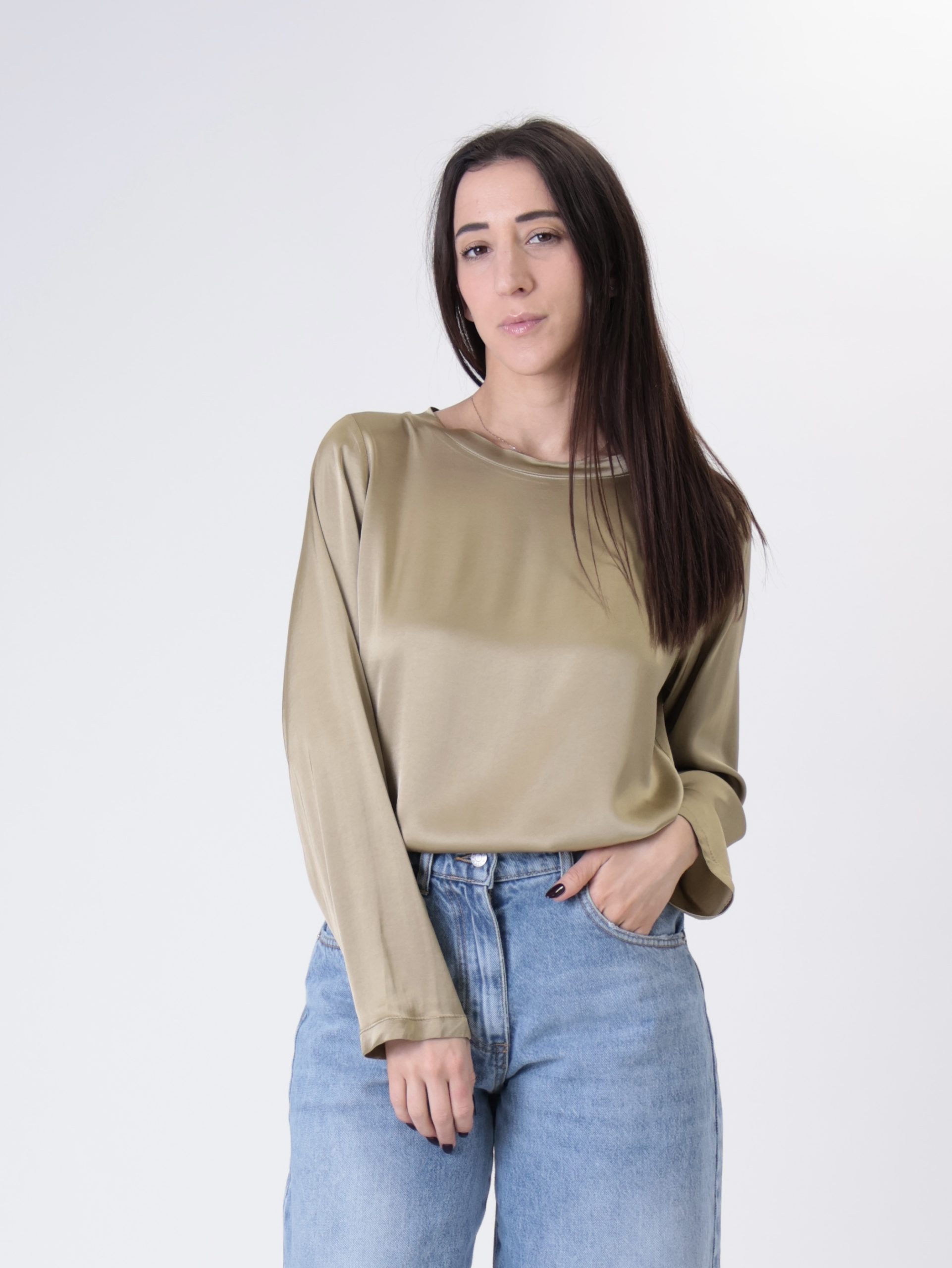 T-shirt m/lunga viscosa oliva