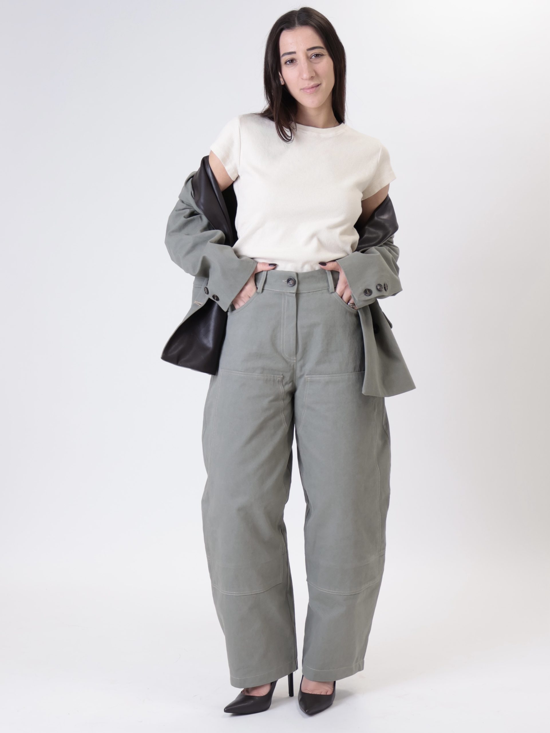 Pantalone bottega tasche ecopelle salvia