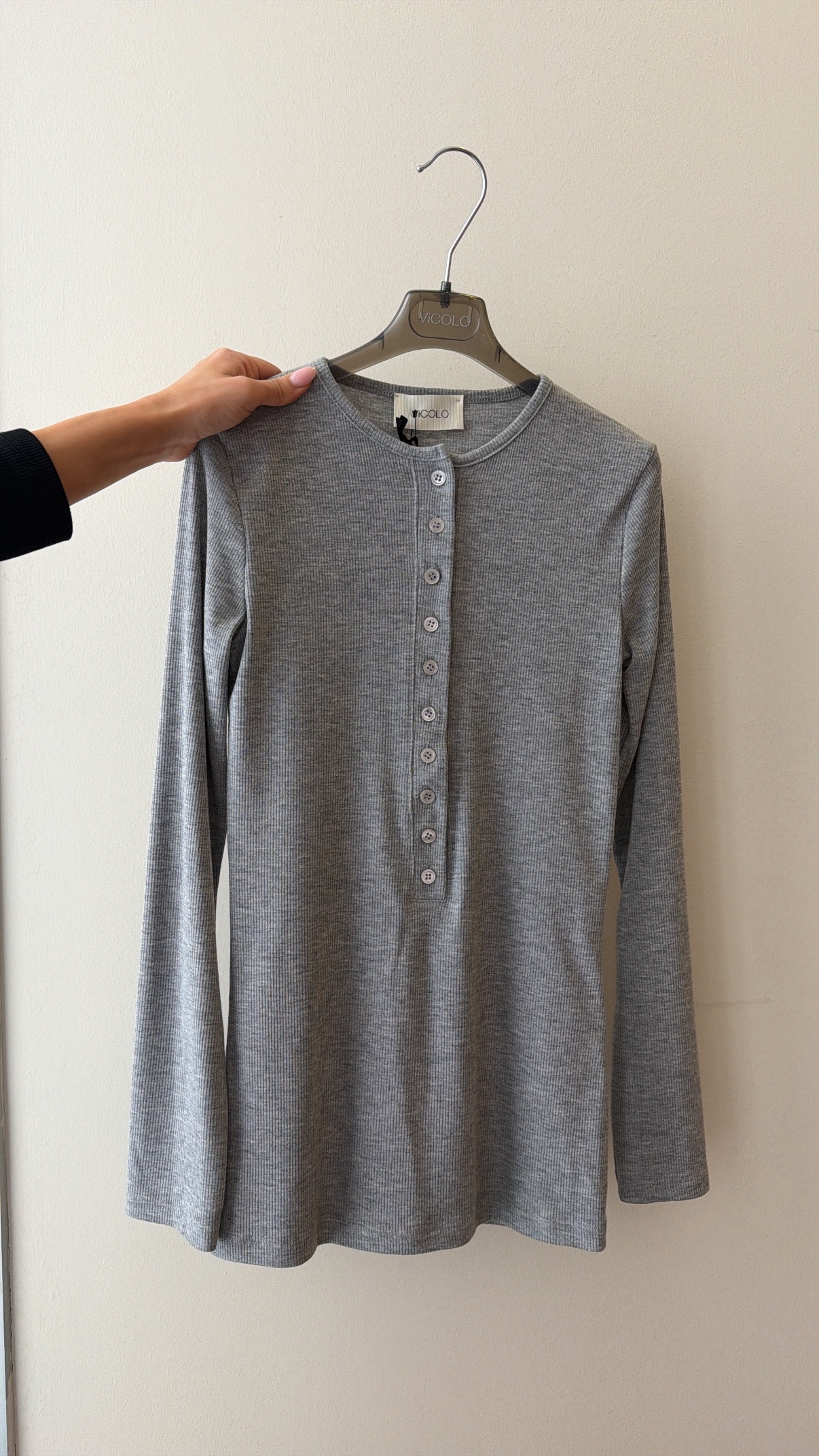 Maglia serafino grigia