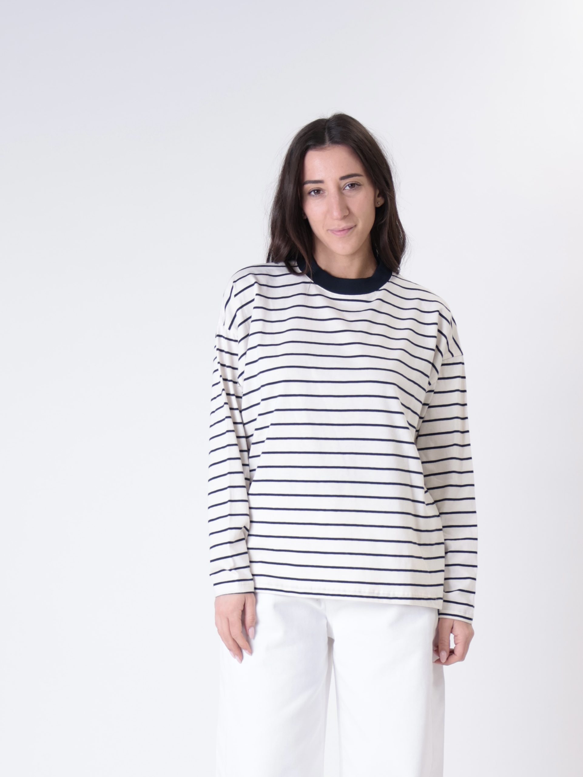 T-shirt m/lunga colletto riga burro/nero