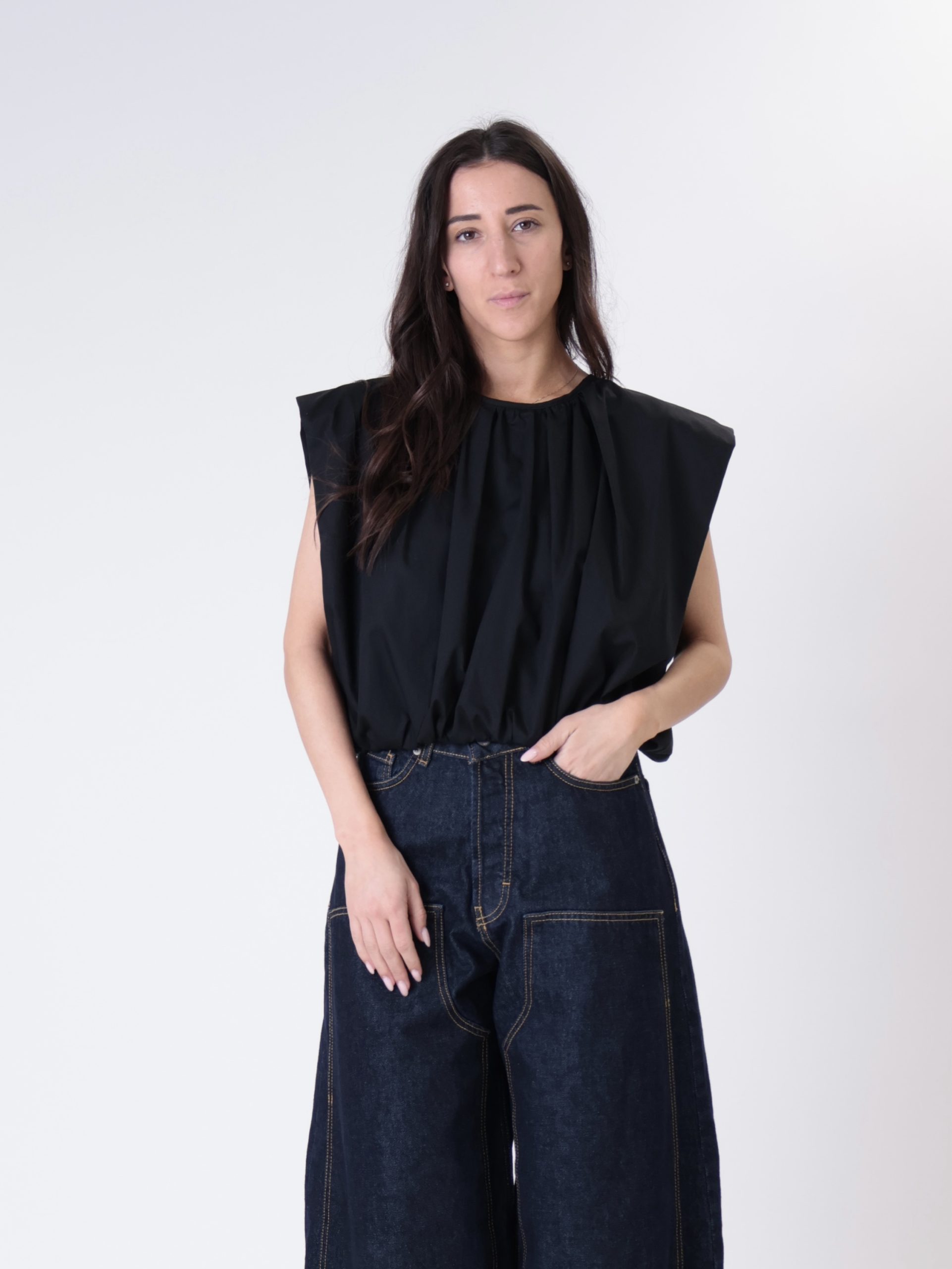 Blusa cotone arricciata nera