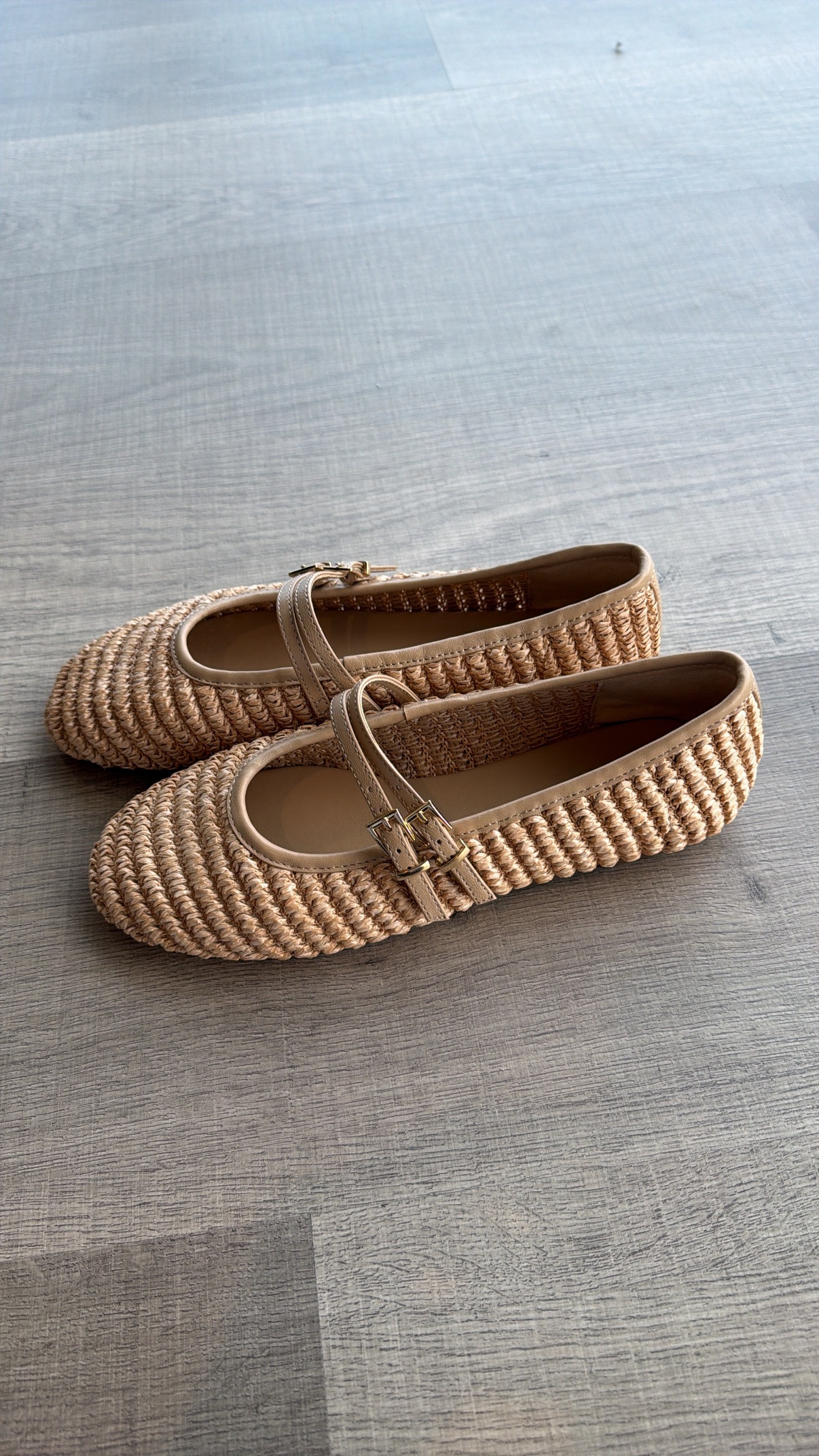 Ballerina intrecciata beige