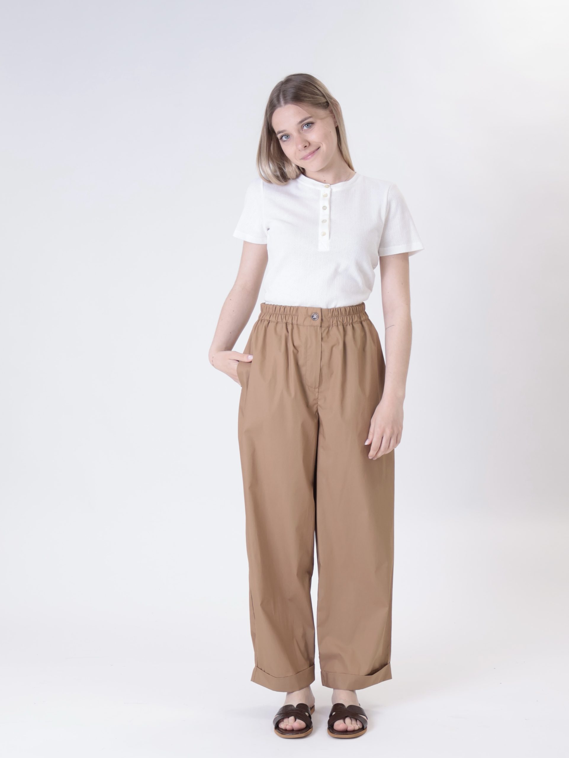 Pantalone leggerissimo cammello