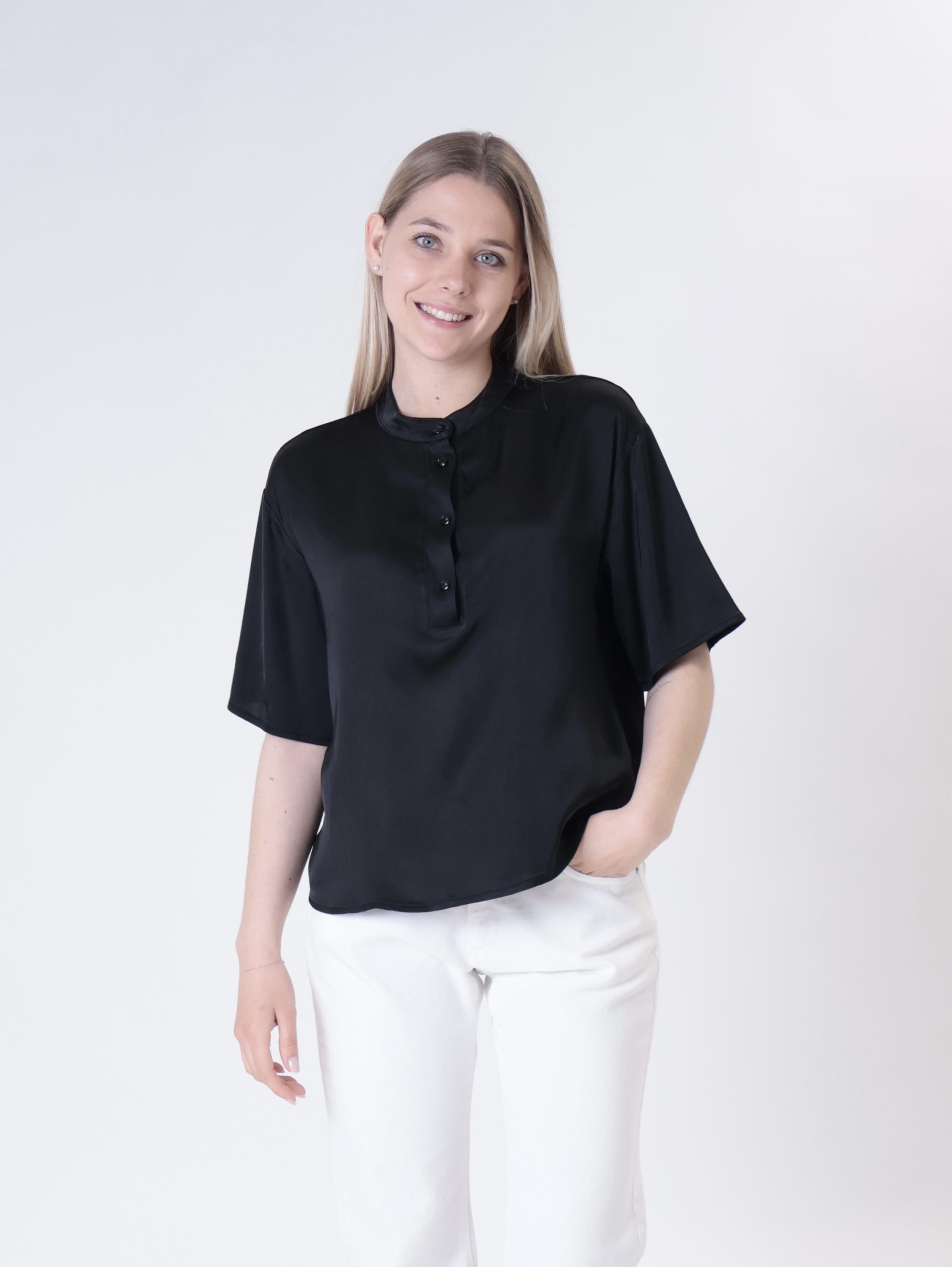 T-shirt over serafino nero PREORDINE 20/05