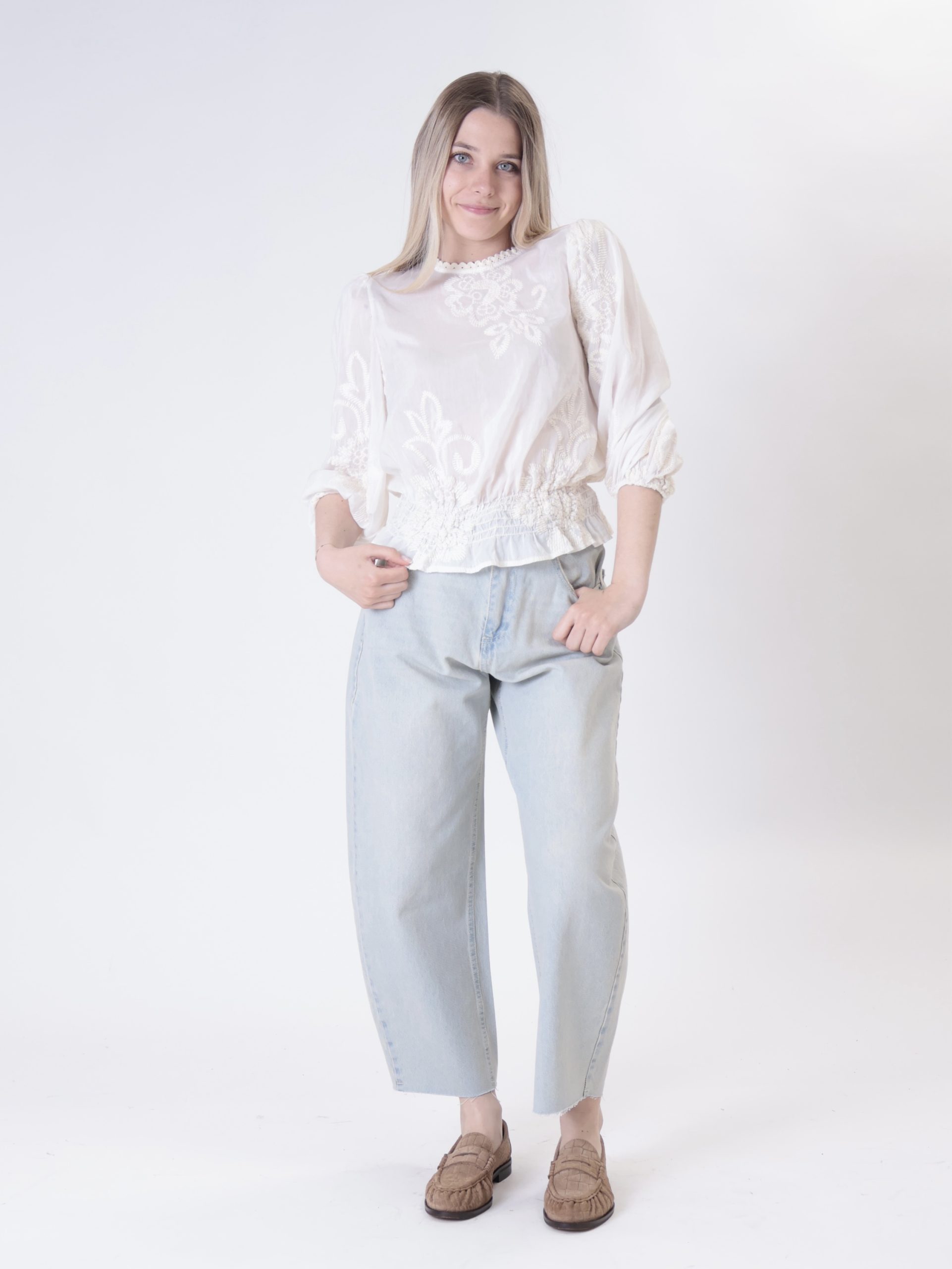 Camicia fantasia ricami burro