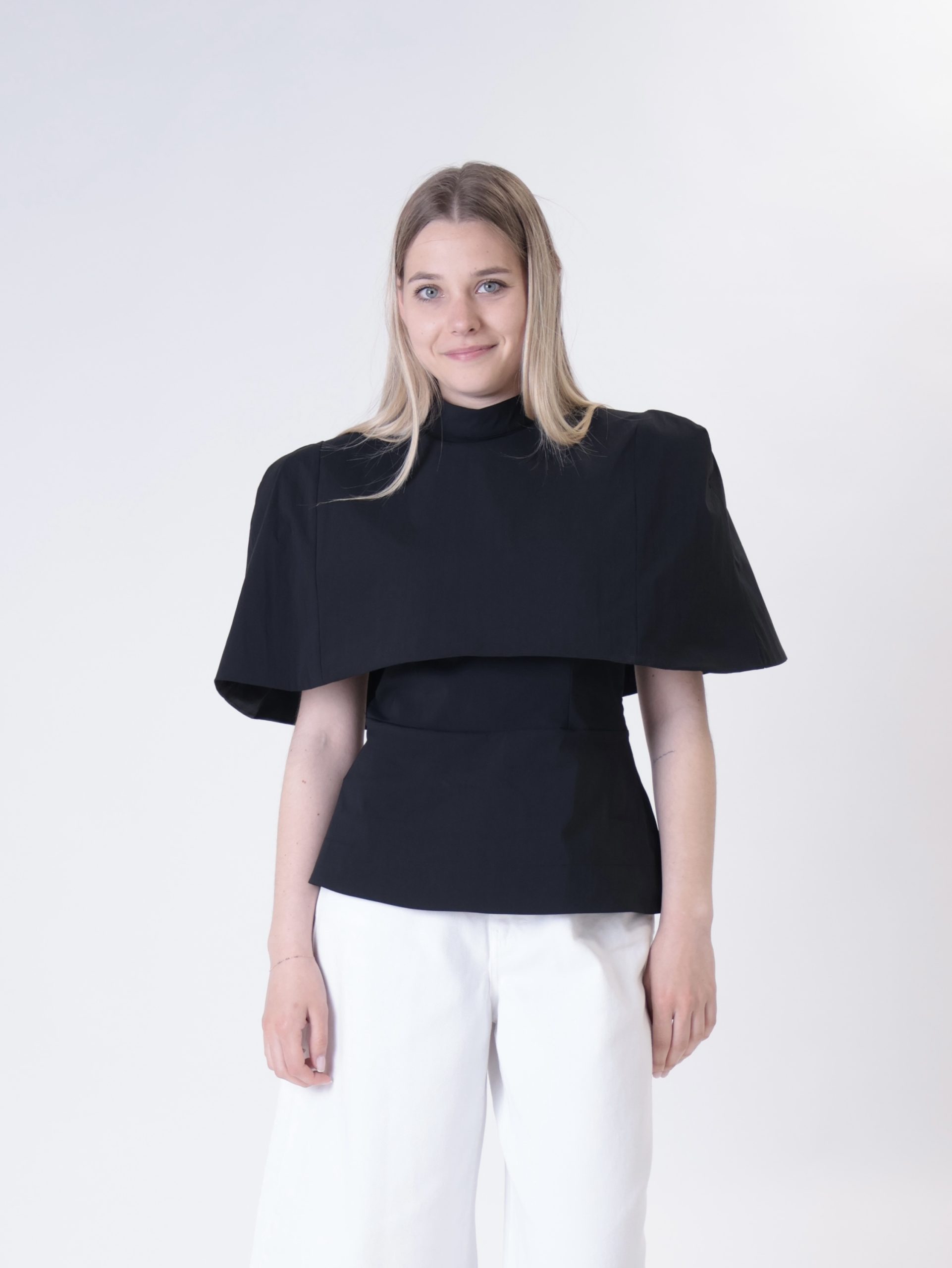 Top + cappa nero