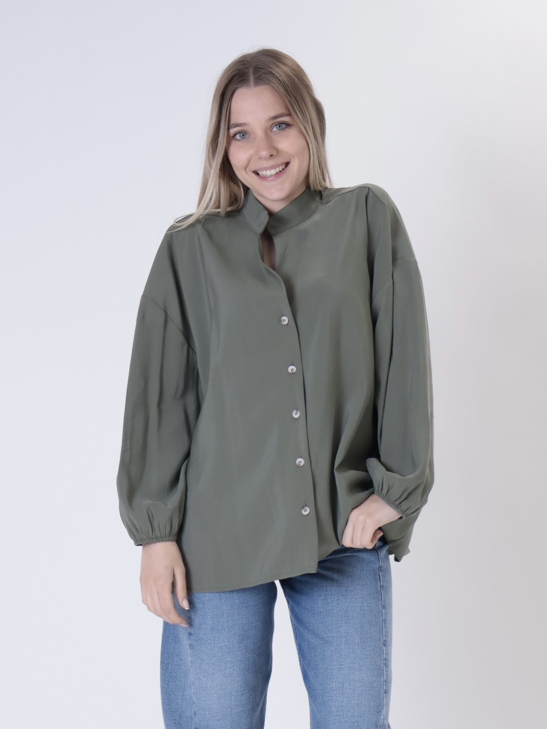 Camicia cupro scollo V militare