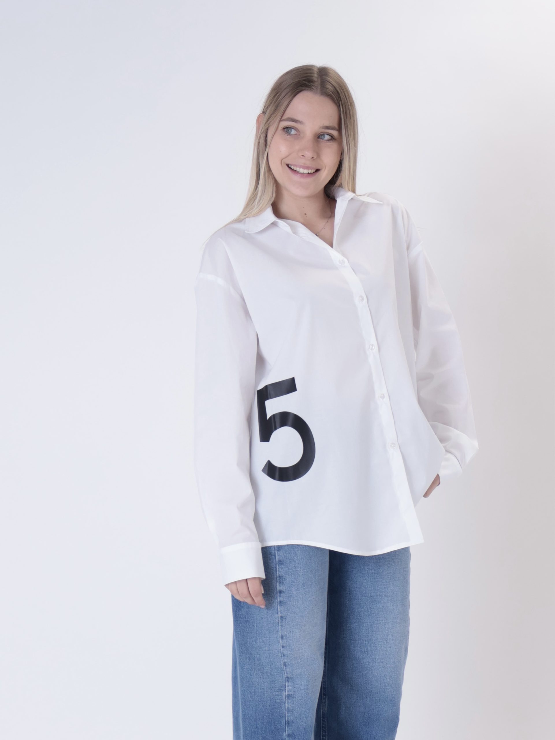 Camicia bianca macro n5