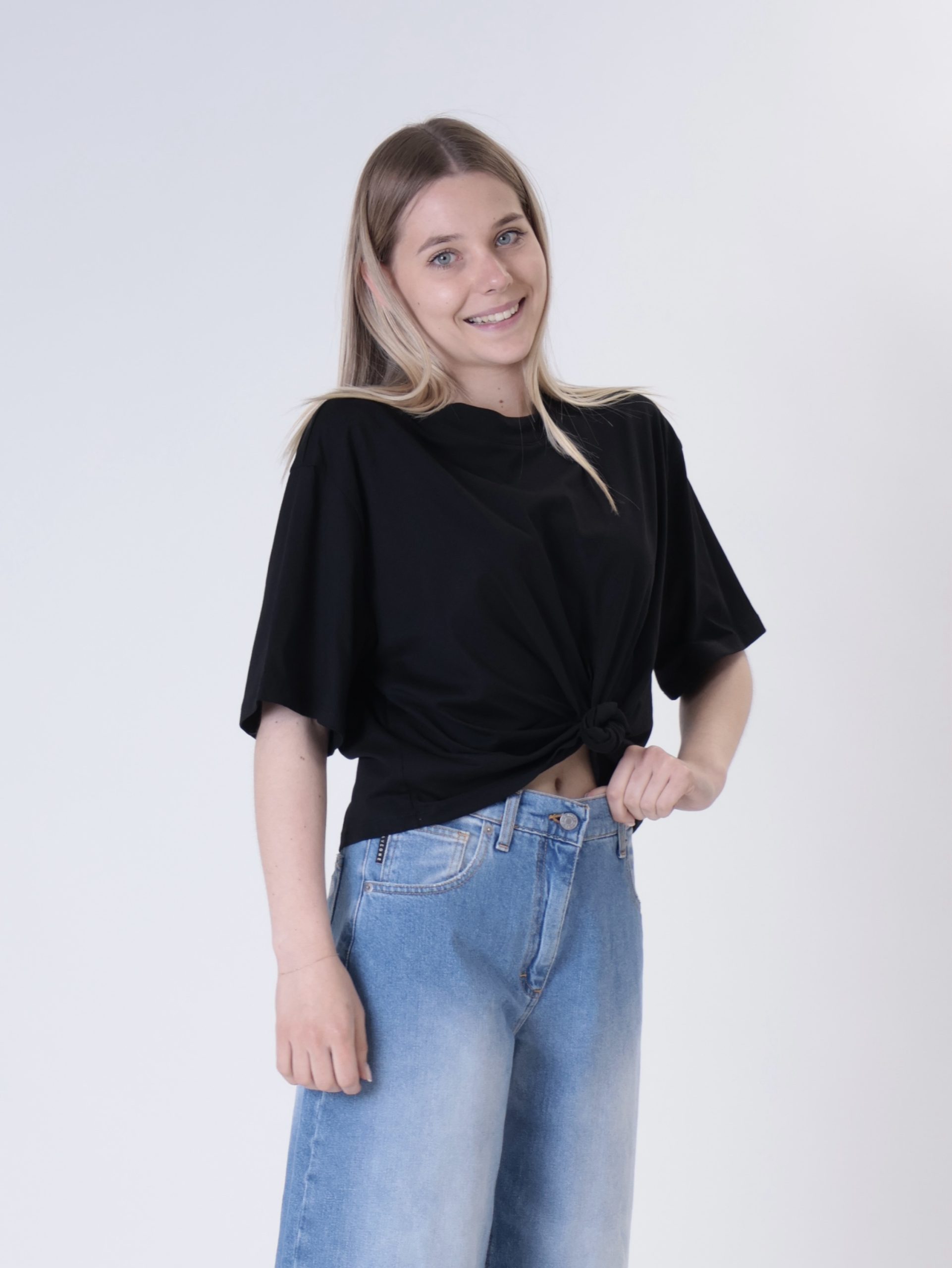 T-shirt nodo nero