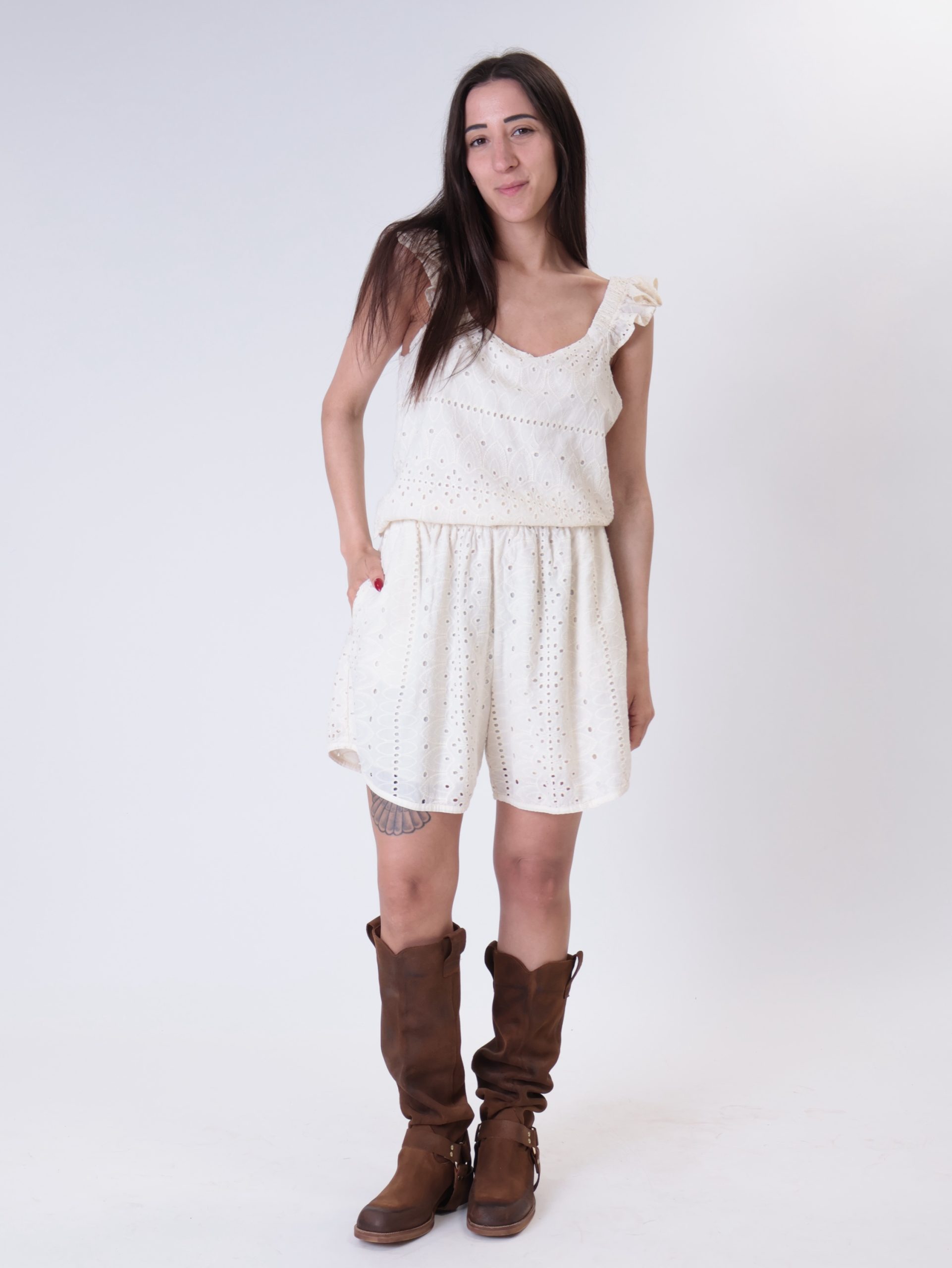 Completo top + shorts sangallo burro