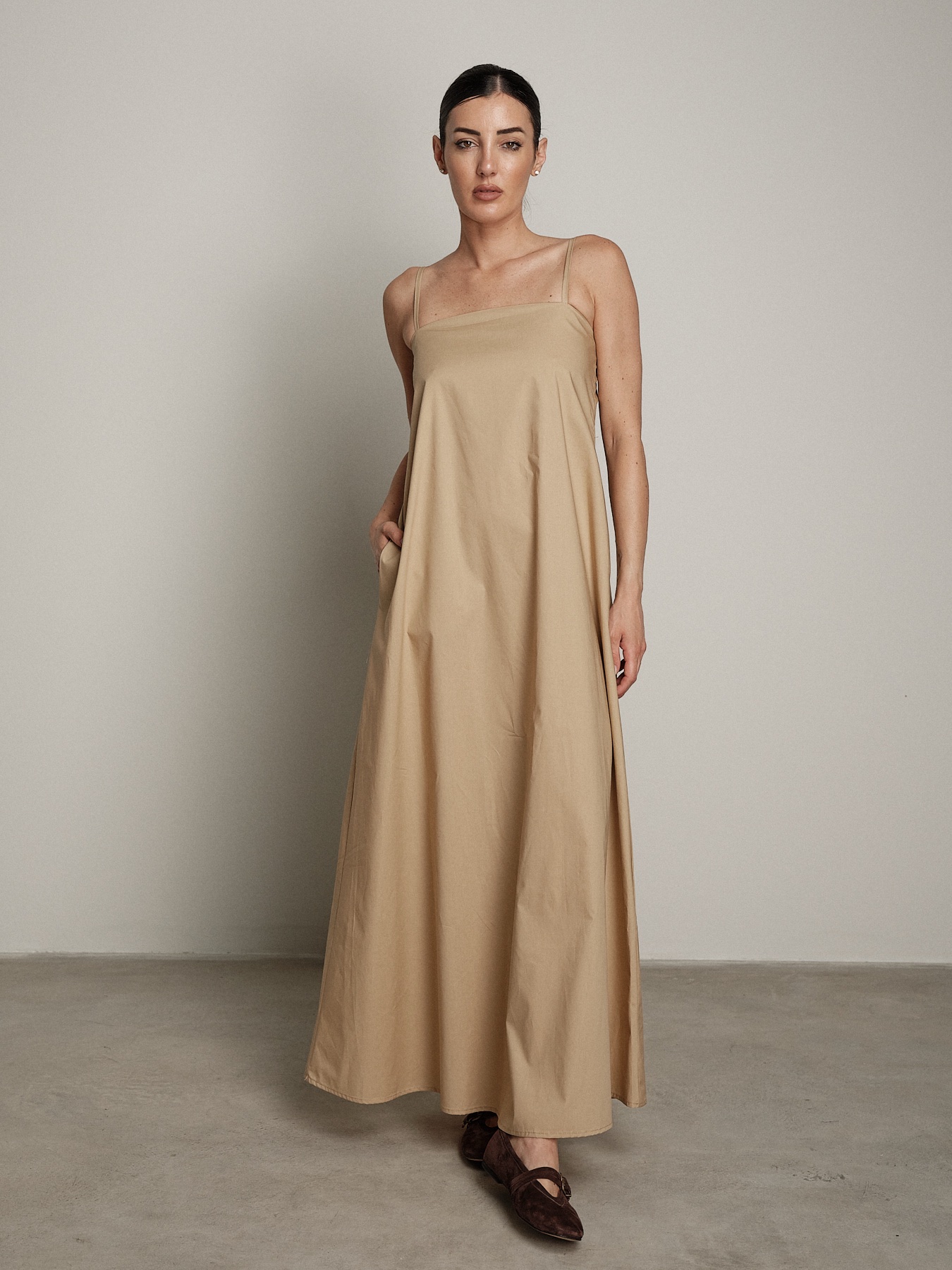 Abito spallina fina cotone camel