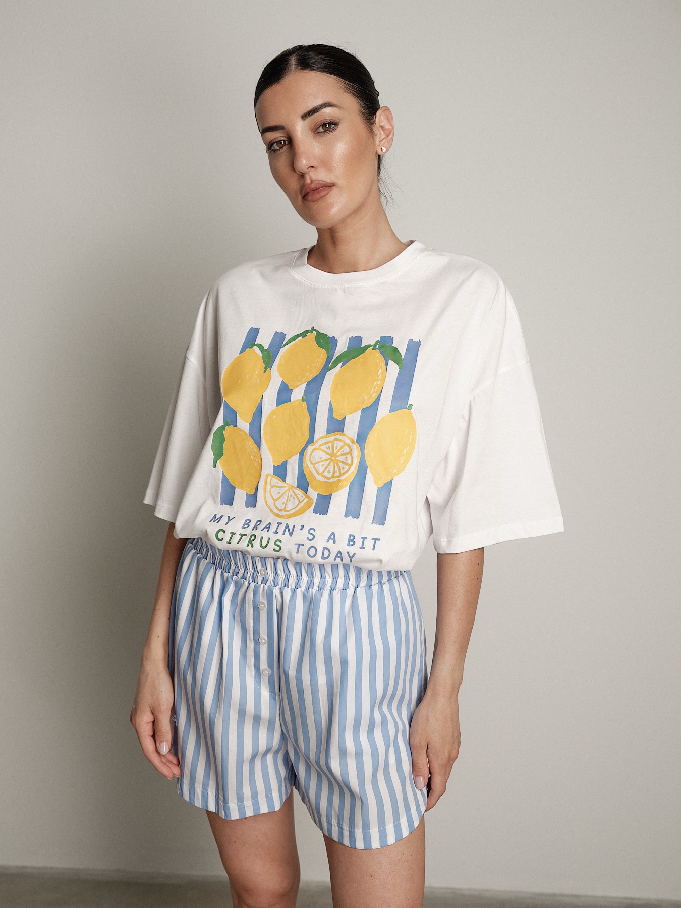 Completo frutta t-shirt + shorts limone riga azzurra