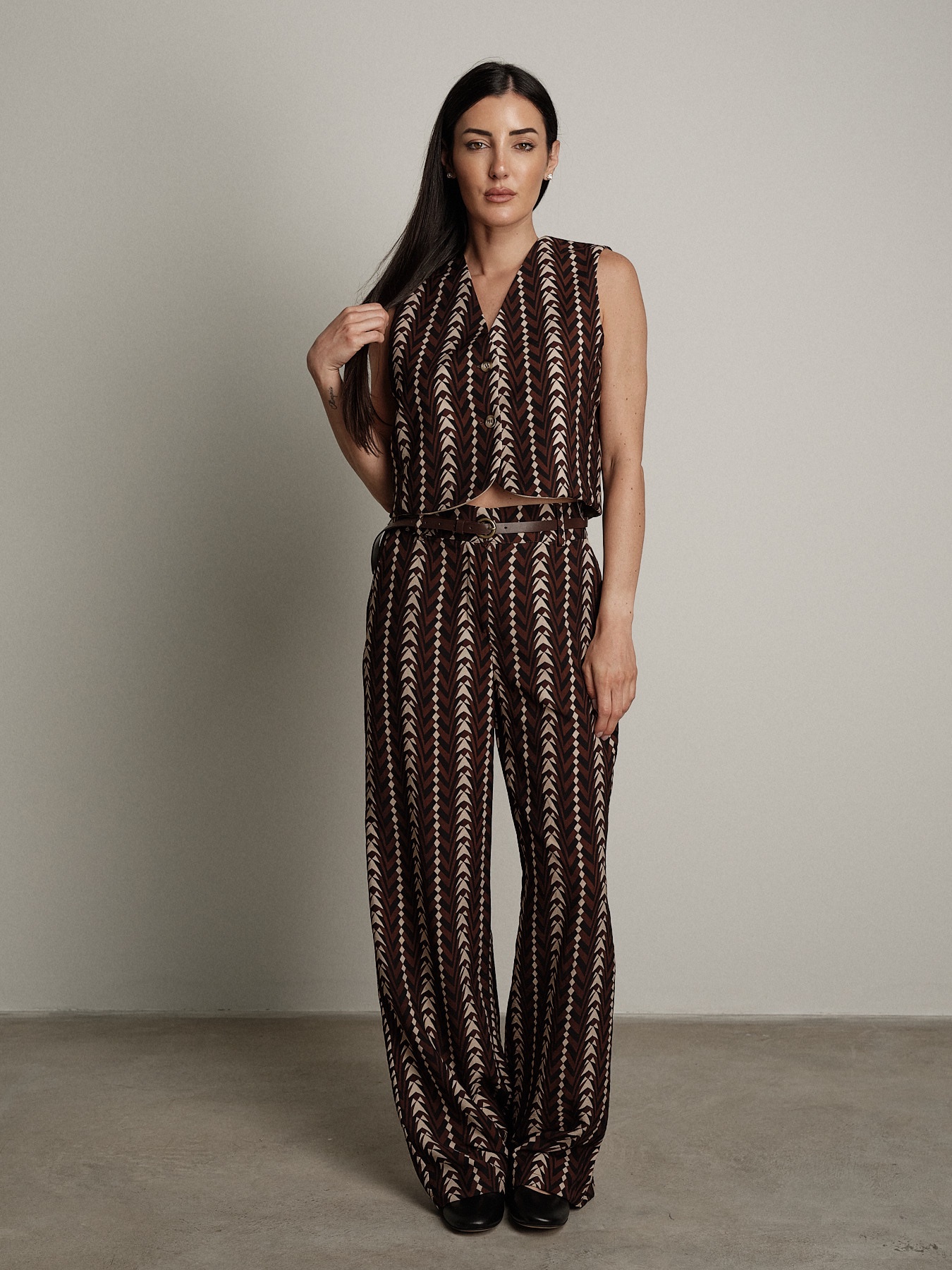 Pantalone lia stampa gometrica nero