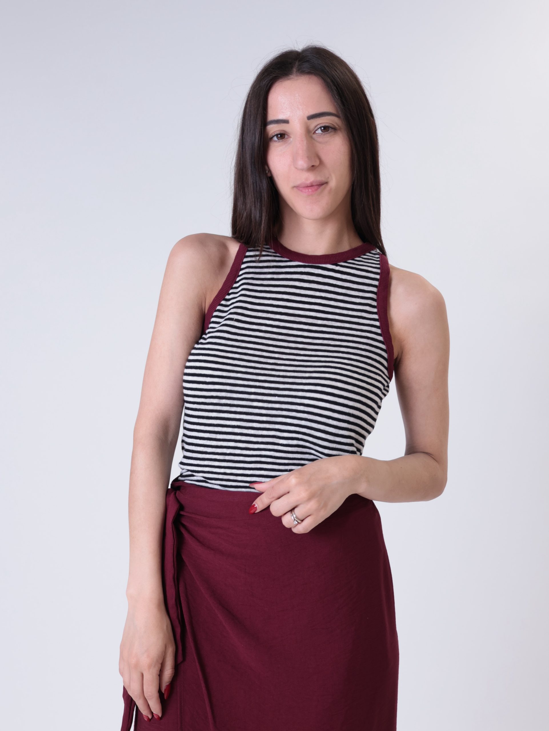 Canotta misto lino orli bordeaux