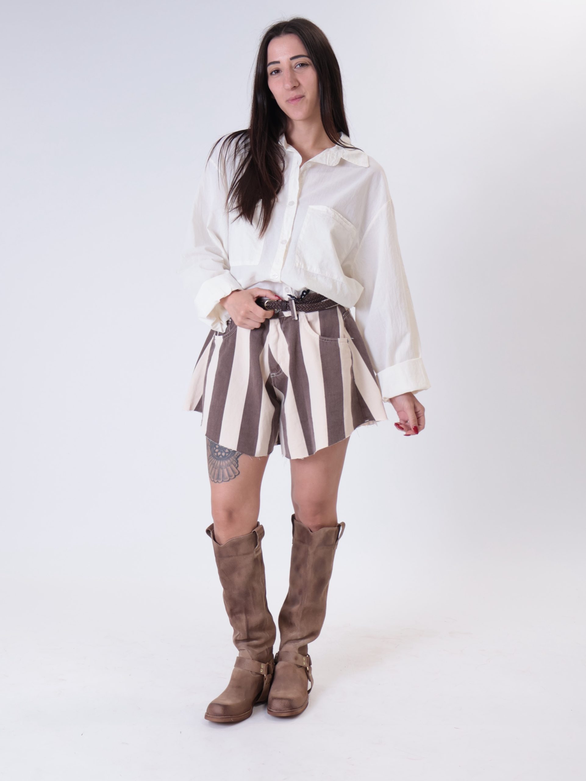 Shorts farfalla riga moro